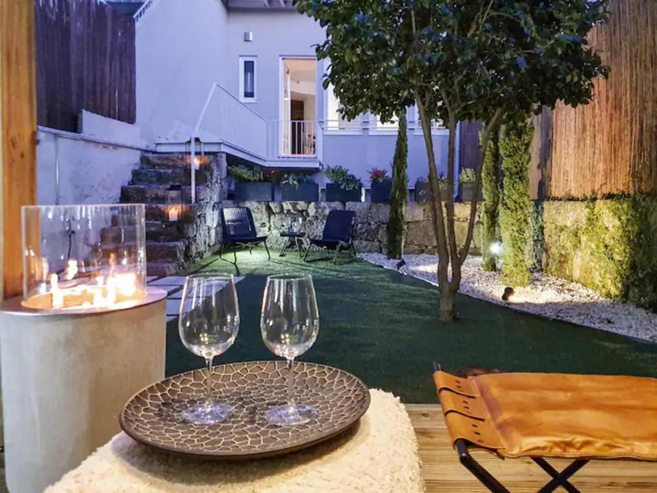 Unique With A Gorgeous Garden Porto
