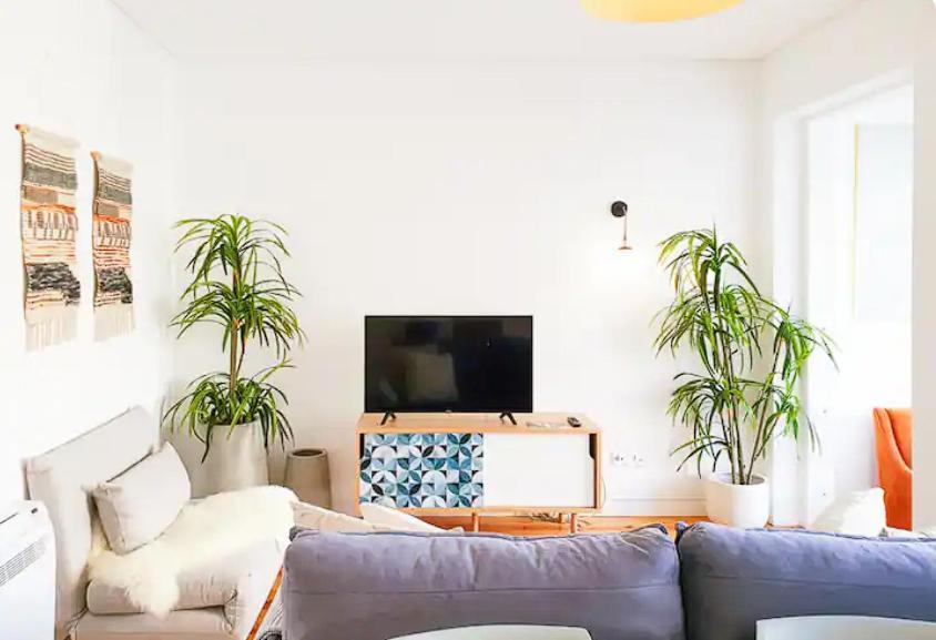 Unique With A Gorgeous Garden Apartamento